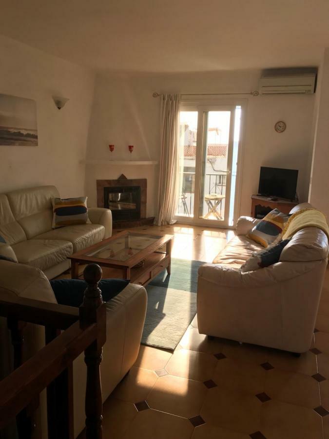 Casa Angelines Holiday Home Нерха Экстерьер фото