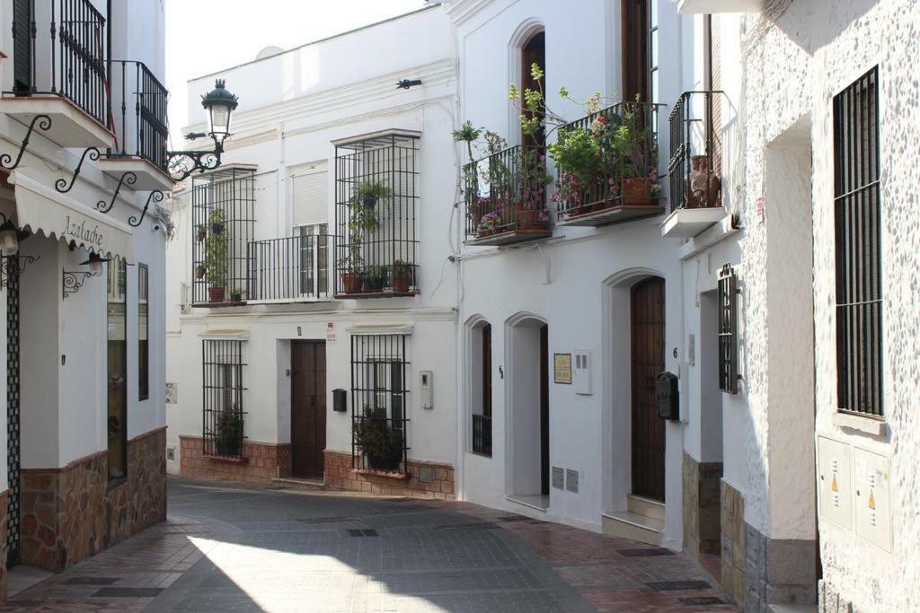 Casa Angelines Holiday Home Нерха Экстерьер фото