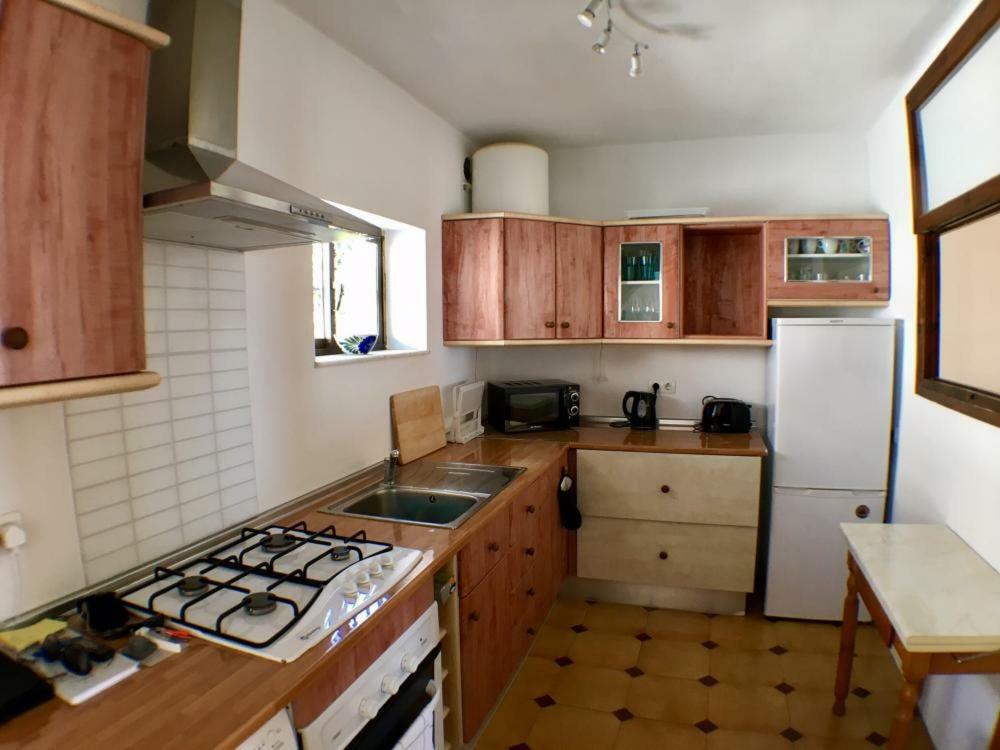 Casa Angelines Holiday Home Нерха Экстерьер фото